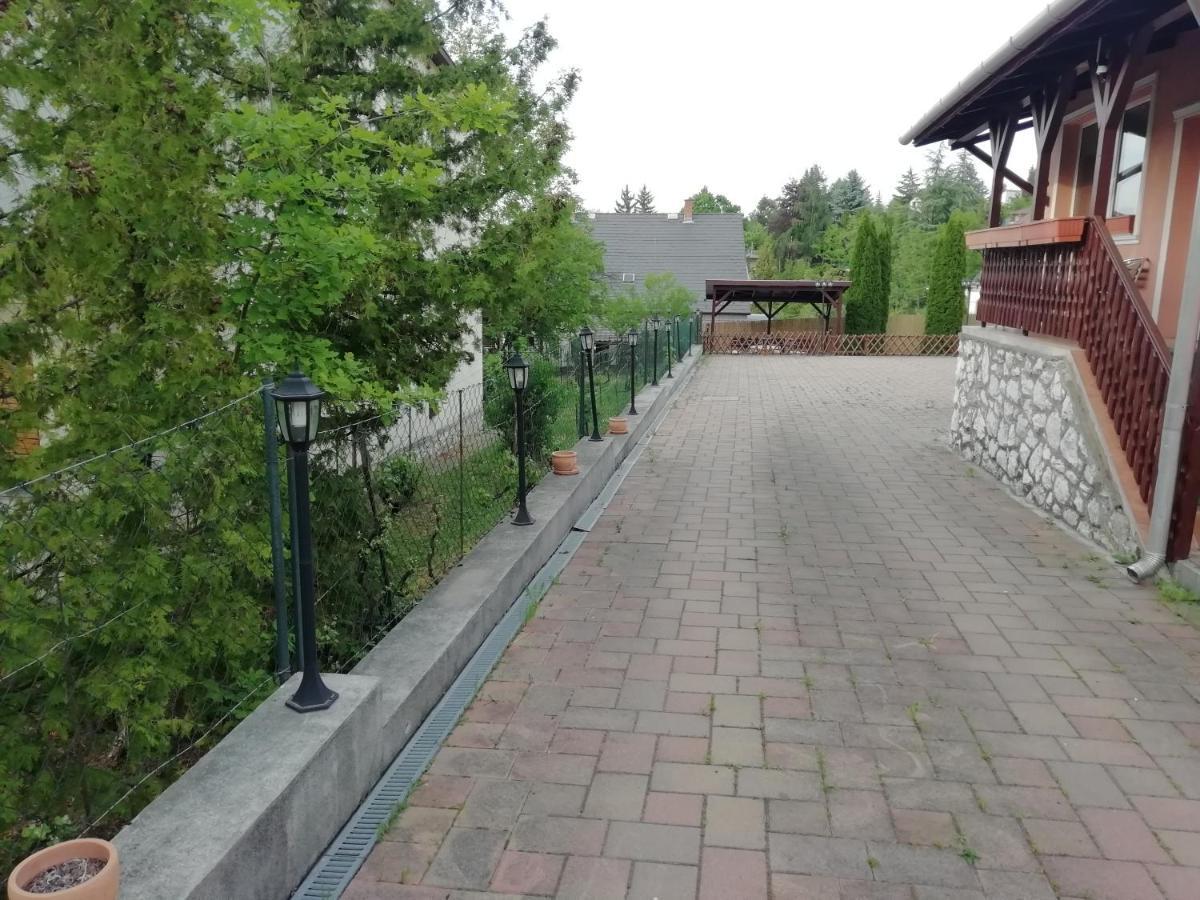 Asta La Vista Vendeghaz Hotel Miskolc Luaran gambar