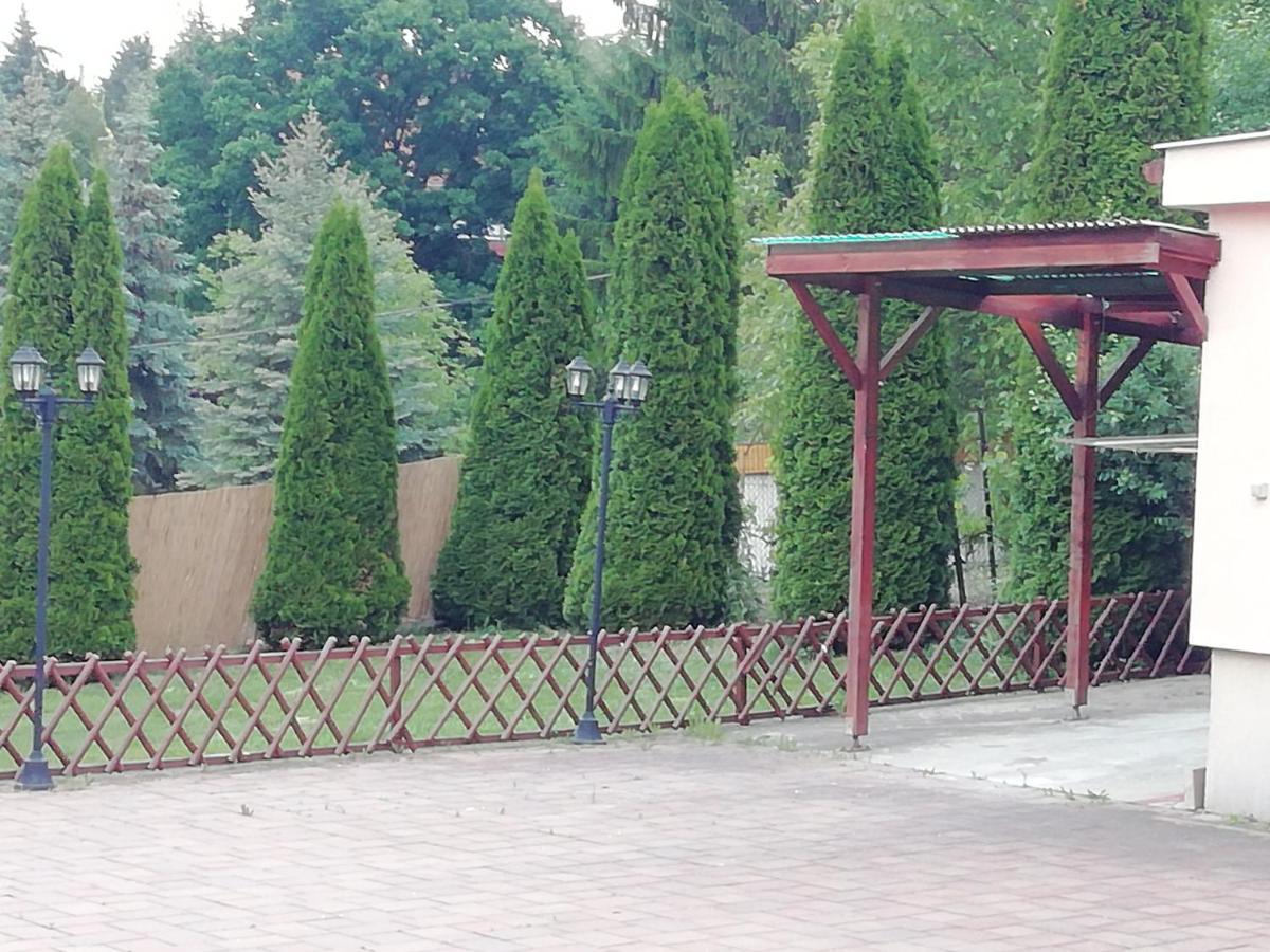 Asta La Vista Vendeghaz Hotel Miskolc Luaran gambar