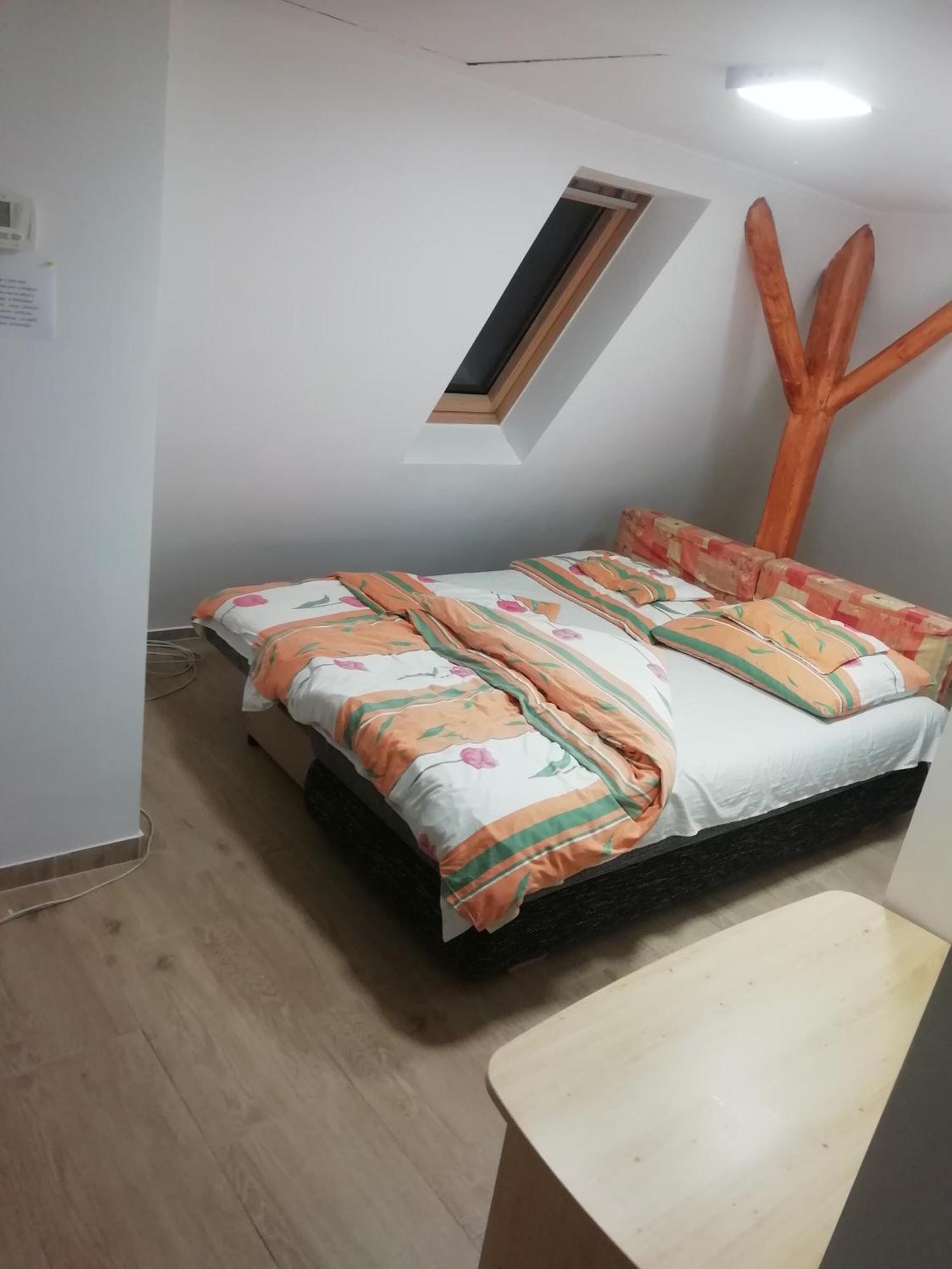 Asta La Vista Vendeghaz Hotel Miskolc Luaran gambar
